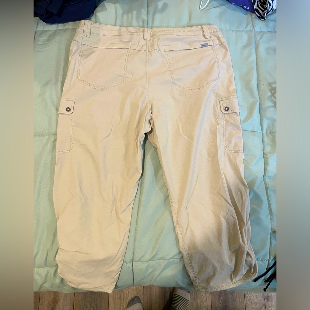 Eddie Bauer cargo crops sz 16